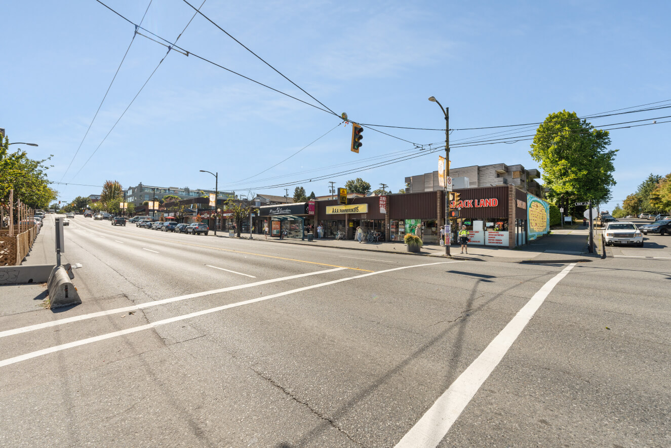 3011-3085 Main street exterior multifamily, retail and development site investment for lease in Vancouver by LUK commercial real estate group