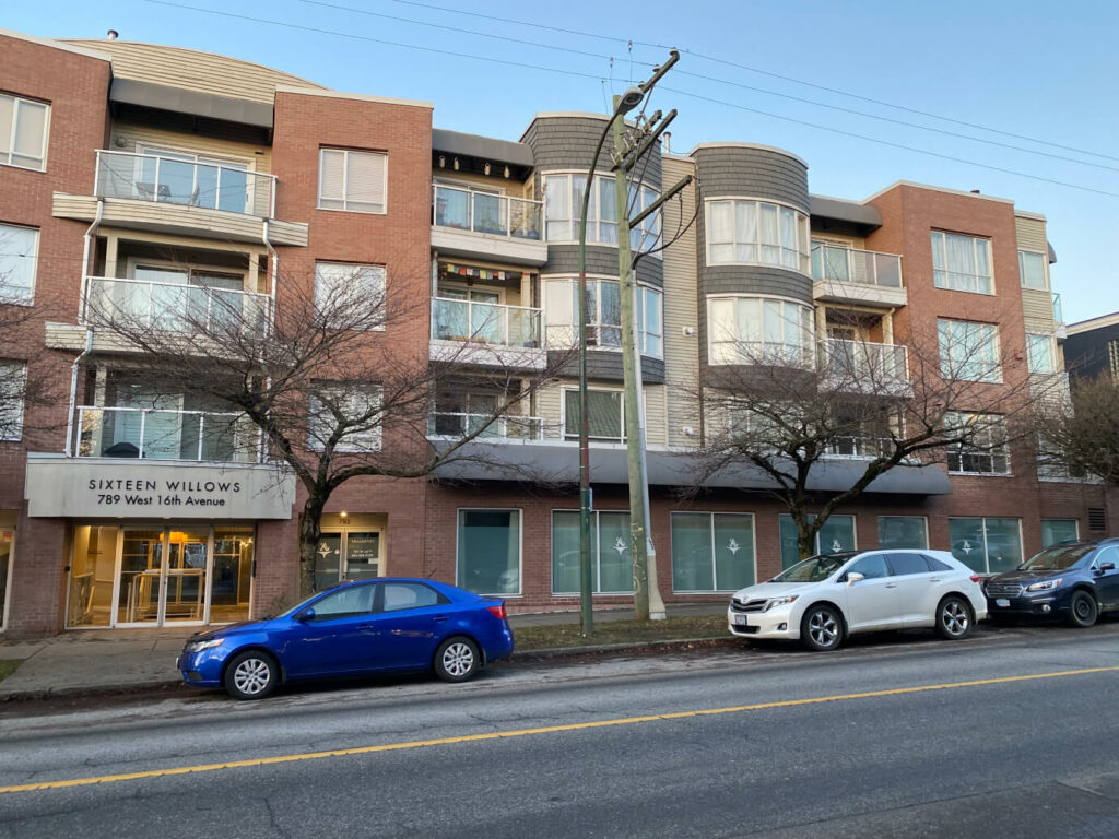 785 West 16th Avenue Vancouver facade picture Retail strata opportunity for sale by LUK commercial real estate group