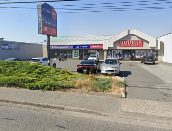 32915 South Fraser Abbotsford facade picture Retail strata opportunity for lease by LUK commercial real estate group